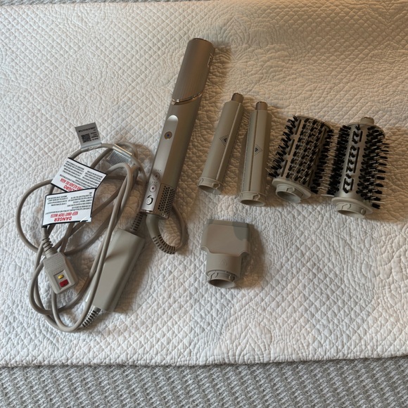 Shark Airwrap Air Styling & Drying System Hair Styling Tool Set 6 pieces - Picture 4 of 4